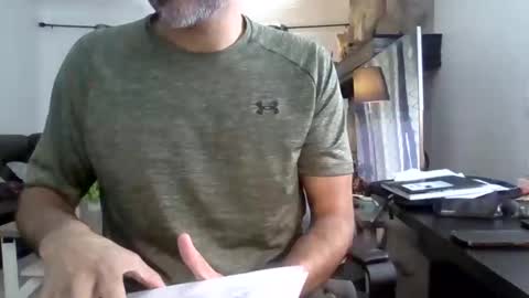 Snapshot of darryl43321 chatting on 02.19.26 darryl43321 online show from 02.19.26