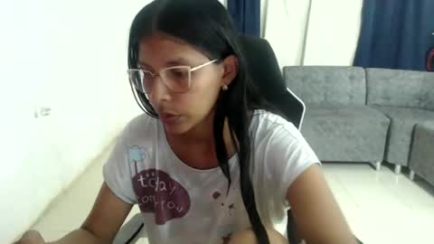 Snapshot of darsha_1 chatting on 06.08.26 Darsha online show from 06.08.26
