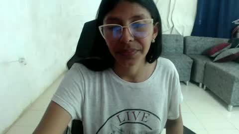 Snapshot of darsha_1 chatting on 06.12.26 Darsha online show from 06.12.26