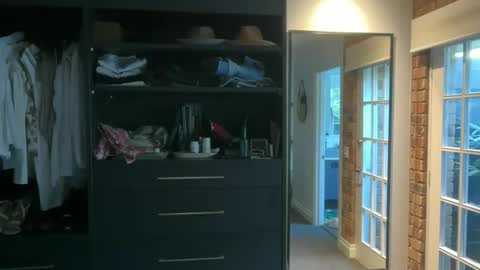 dartanian0001 online show from 09.25.25