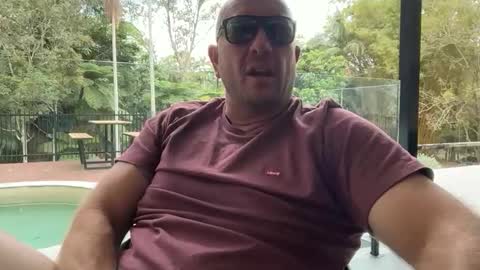 dartanian0001 online show from 10.15.25