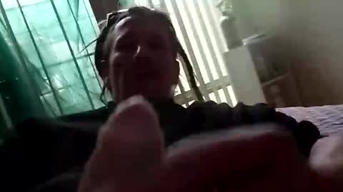 Snapshot of darts921 chatting on 10.05.25 James online show from 10.05.25