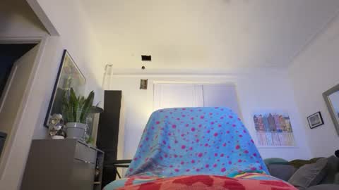 Snapshot of datguy127 chatting on 09.21.25 Datguy127 online show from 09.21.25