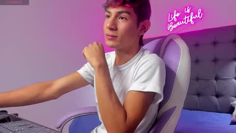 angel online show from 11.30.25