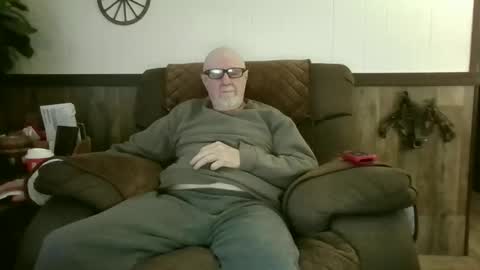 dave571960 online show from 05.10.26
