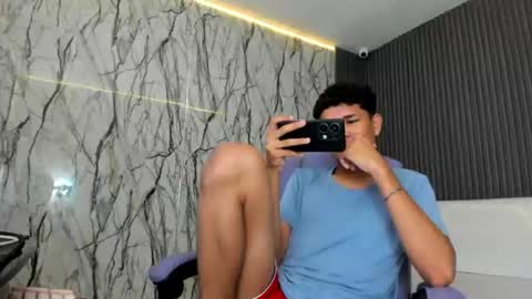 Snapshot of davexxx_ chatting on 06.14.26 Dave online show from 06.14.26