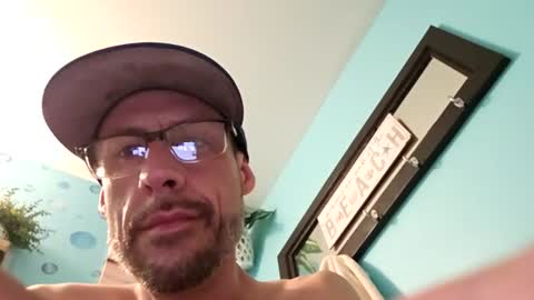 Snapshot of david1982yesyes chatting on 06.13.26 david1982yesyes online show from 06.13.26