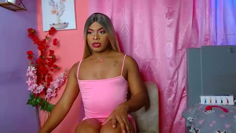 Snapshot of david778302 chatting on 02.11.25 Noha online show from 02.11.25