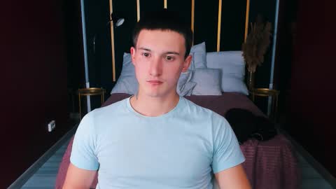 Snapshot of david__diamond chatting on 09.15.25 David online show from 09.15.25