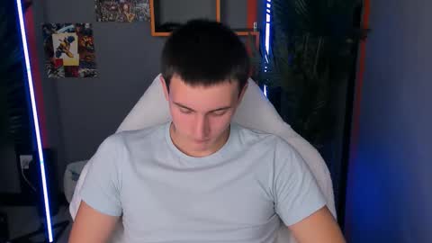 Snapshot of david__diamond chatting on 09.27.25 David online show from 09.27.25