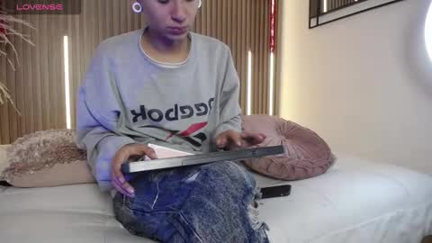 Snapshot of david_banks_ chatting on 03.17.26 David online show from 03.17.26