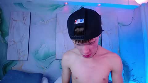 Snapshot of david_banks_ chatting on 03.26.26 David online show from 03.26.26