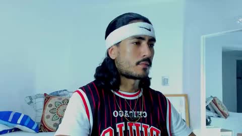 Hey im David that loves to explore and speak their fantasies. Very open talktative and nice. Feel free to chat with me online show from 10.20.25