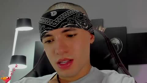 Snapshot of david_jons7 chatting on 12.03.24 David Jons online show from 12.03.24