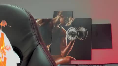 Snapshot of david_jons7 chatting on 01.06.25 David Jons online show from 01.06.25