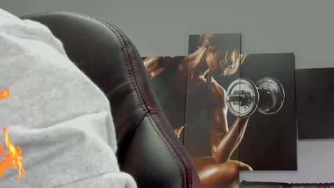 Snapshot of david_jons7 chatting on 01.07.25 David Jons online show from 01.07.25