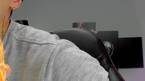 Snapshot of david_jons7 chatting on 01.09.25 David Jons online show from 01.09.25