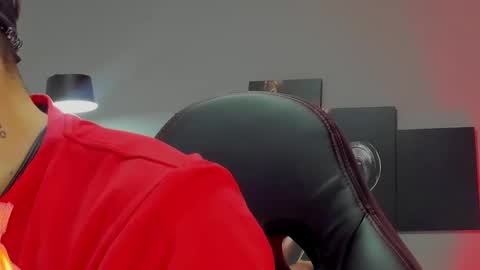 Snapshot of david_jons7 chatting on 02.20.25 David Jons online show from 02.20.25