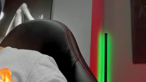 Snapshot of david_jons7 chatting on 09.14.25 David Jons online show from 09.14.25