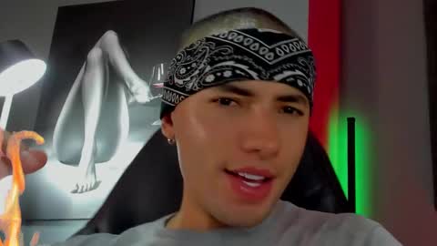 Snapshot of david_jons7 chatting on 09.25.25 David Jons online show from 09.25.25