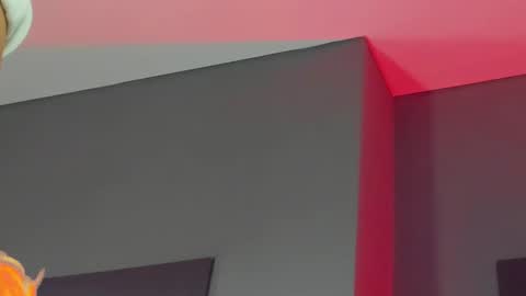 Snapshot of david_jons7 chatting on 09.30.25 David Jons online show from 09.30.25