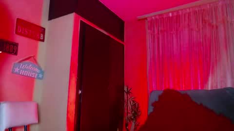 David Neill online show from 02.12.25