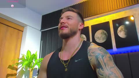 Snapshot of davidd_blake chatting on 02.18.25 David Blakee online show from 02.18.25