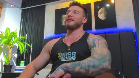 Snapshot of davidd_blake chatting on 02.25.25 David Blakee online show from 02.25.25