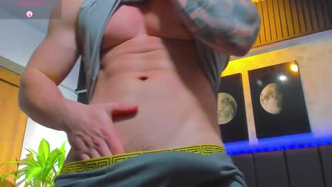 Snapshot of davidd_blake chatting on 03.01.25 David Blakee online show from 03.01.25