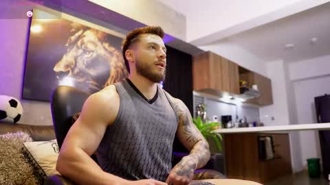 Snapshot of davidd_blake chatting on 10.23.25 David Blakee online show from 10.23.25