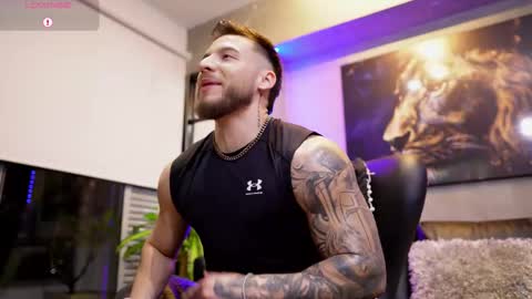 Snapshot of davidd_blake chatting on 11.25.25 David Blakee online show from 11.25.25