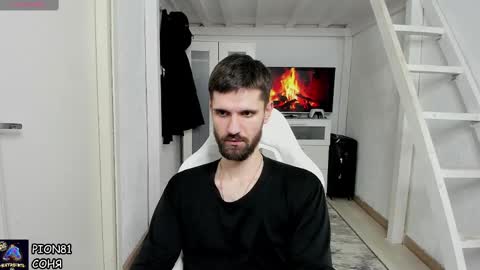 Snapshot of davidnowak chatting on 01.18.25 David online show from 01.18.25