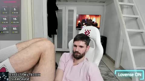 Snapshot of davidnowak chatting on 01.24.25 David online show from 01.24.25