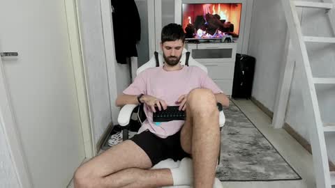 Snapshot of davidnowak chatting on 01.31.25 David online show from 01.31.25