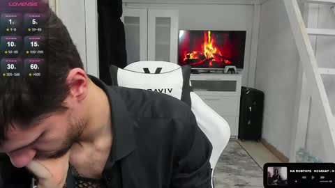 Snapshot of davidnowak chatting on 02.26.25 David online show from 02.26.25