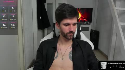 Snapshot of davidnowak chatting on 03.02.25 David online show from 03.02.25