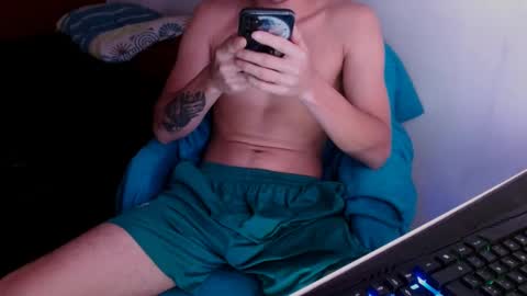 Snapshot of davidsalazar33 chatting on 03.06.25 davidsalazar33 online show from 03.06.25