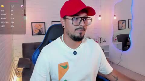 Snapshot of daviidevans chatting on 09.13.25 David Evans online show from 09.13.25