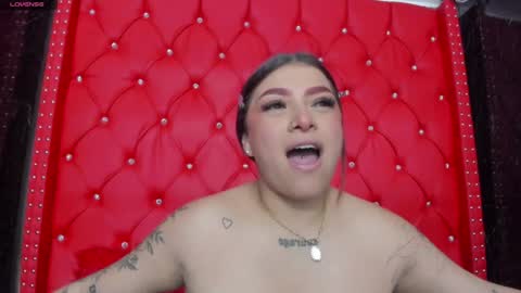 Snapshot of dawa_angels chatting on 01.31.25 DAWA ANGELS online show from 01.31.25