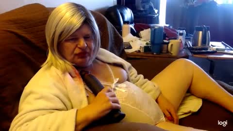 dawndoesall online show from 03.08.25