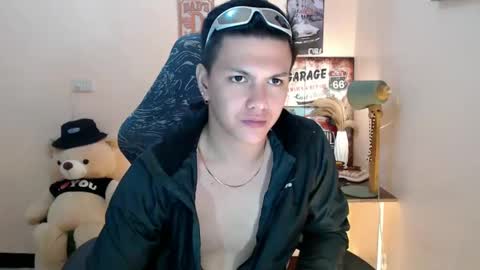 JC LOVER BOY online show from 01.01.25