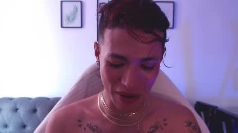 Snapshot of daxonreyy_ chatting on 11.15.25 Daxon online show from 11.15.25