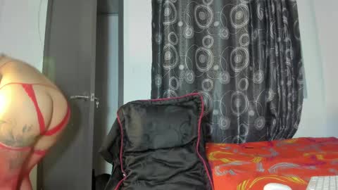 Dayan foxx online show from 02.15.25