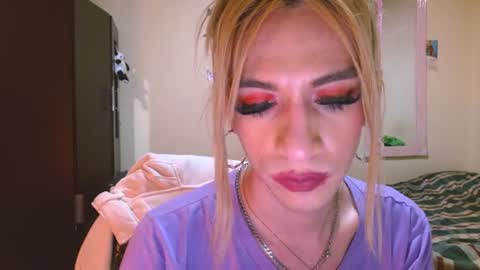 Snapshot of dayanna_01_ chatting on 07.16.26 dayanna_01_ online show from 07.16.26