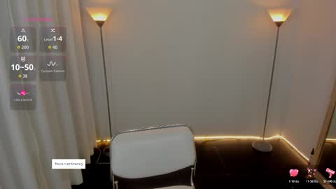 I am Dayanna  tecca online show from 02.22.26