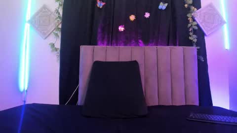 dayanroux online show from 10.07.25