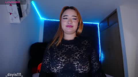 Snapshot of dayis_sweet chatting on 11.10.25 Dayis online show from 11.10.25