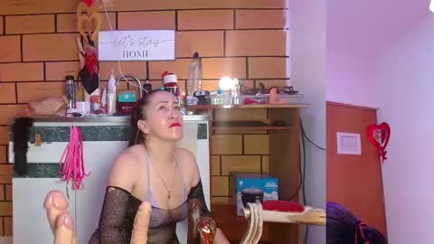 Snapshot of dayla_grey chatting on 03.07.25 Dayla online show from 03.07.25