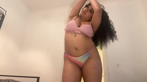 dayqueen1 online show from 02.19.25