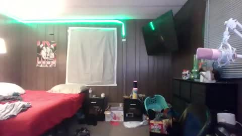 DazedConfession online show from 12.22.25